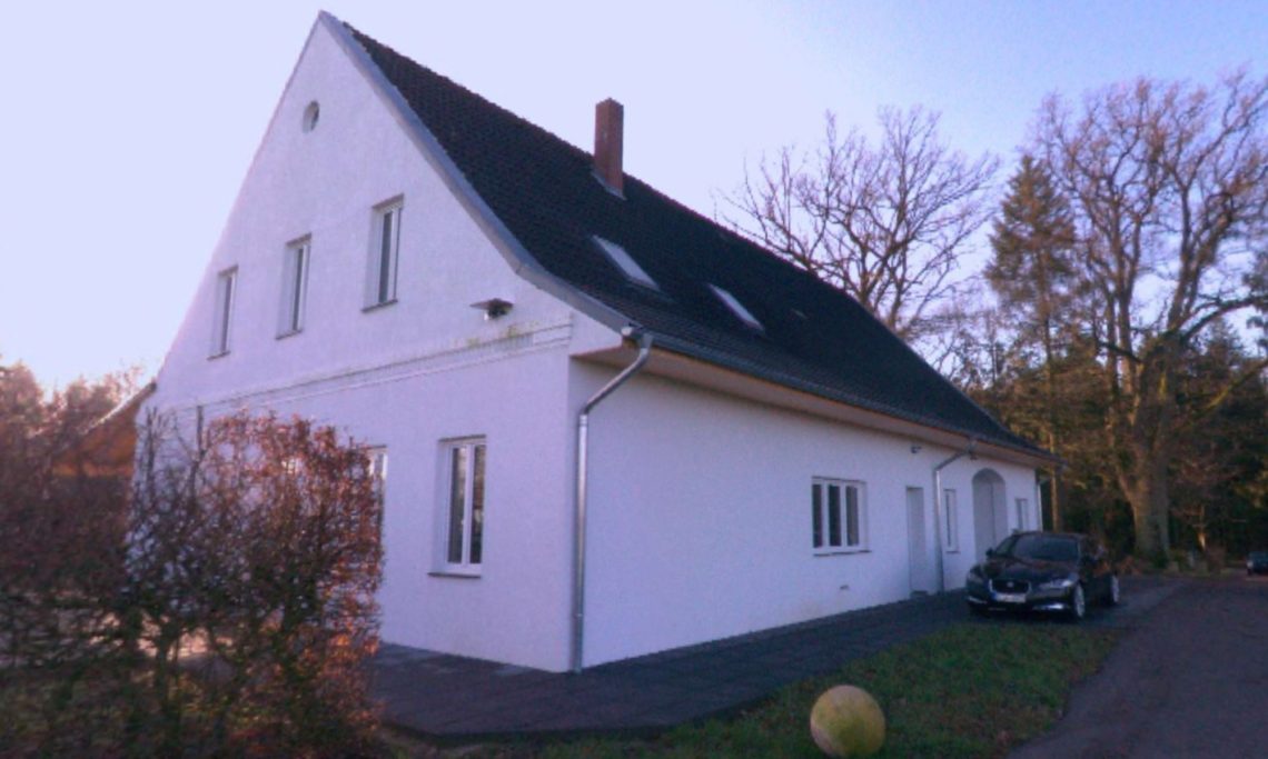 Alte Dorfschule am Berxer Holz